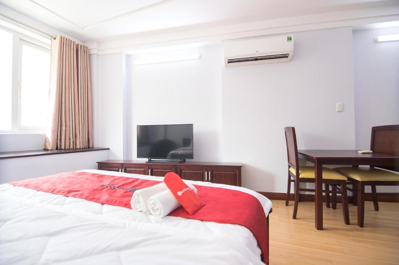 Reddoorz Near Hoa Lu Stadium Хошимин Экстерьер фото